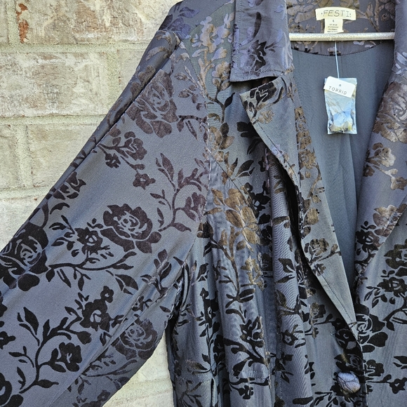 Torrid Festi Burnout Velour Long Sleeve Kimono Size 4/4X Or 26 - Picture 6 of 12